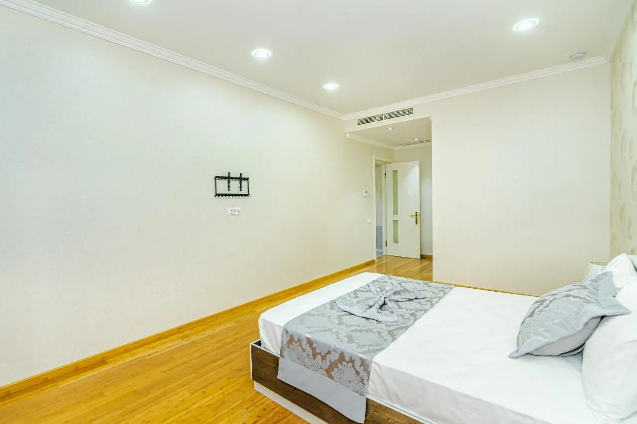 Park Azure And Megafun Apartment Baku